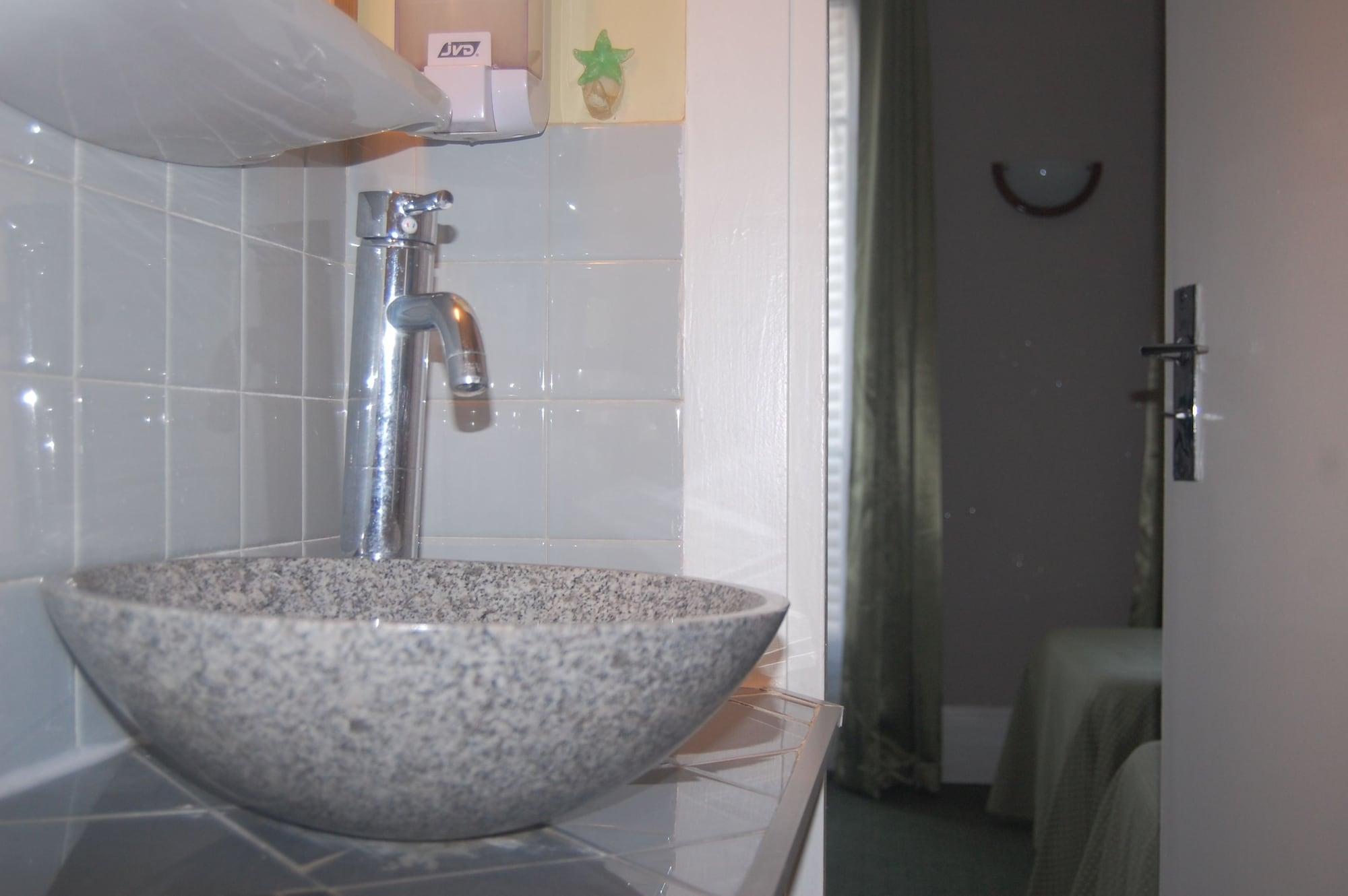 Hotel Jean Bart Paris Luaran gambar
